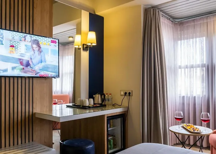 Hotel Ariel Alaçatı 3*