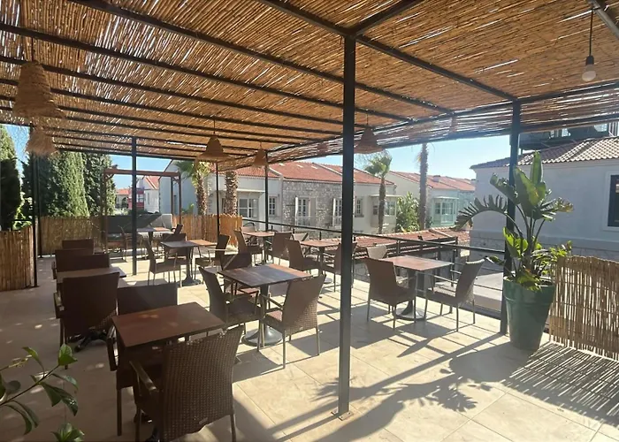 Hotel Ariel Alaçatı 3*